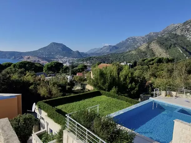 House 128m² in Montenegro, Sutomore. Priced at 390000€ rent photo-12