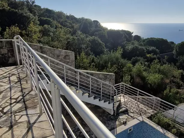 House 128m² in Montenegro, Sutomore. Priced at 390000€ rent photo-16