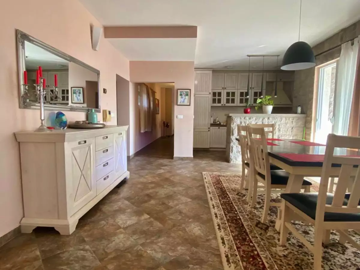 House 495m² in Montenegro, Becici. Priced at 895000€ rent photo-6