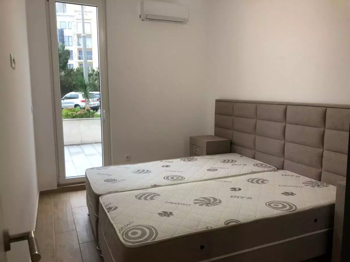 Flat 42m² in Montenegro, Becici. Priced at 157500€ rent photo-7