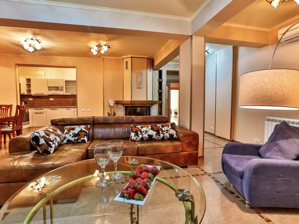 Flat 271m² in Montenegro, Becici. Priced at 750000€ rent photo-5