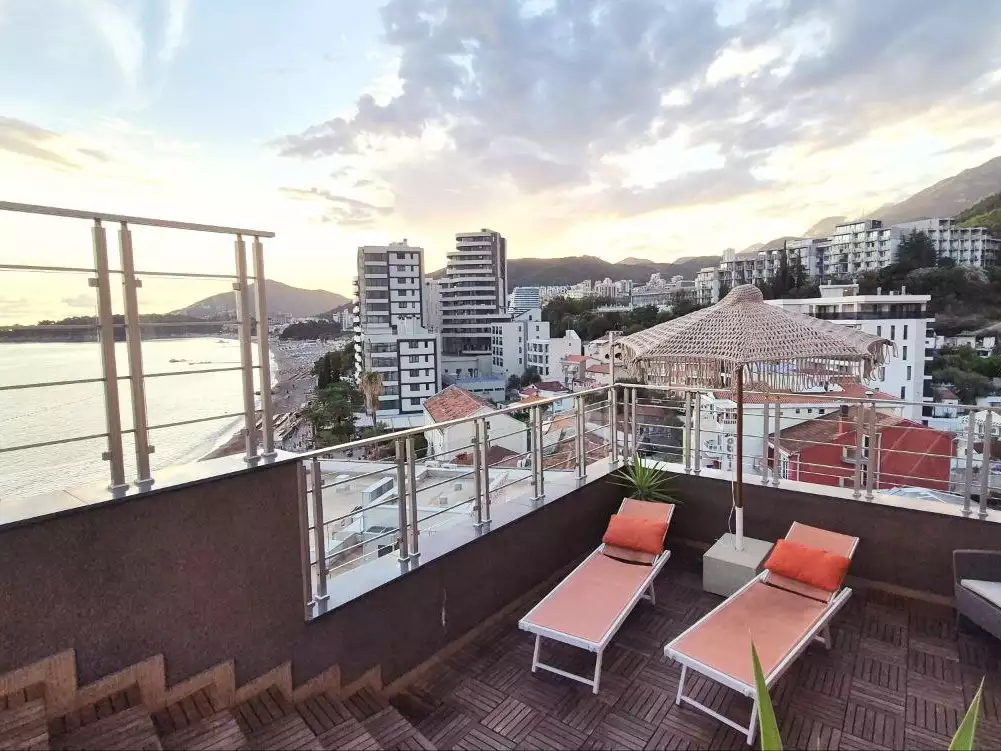 Flat 271m² in Montenegro, Becici. Priced at 750000€ rent photo-6