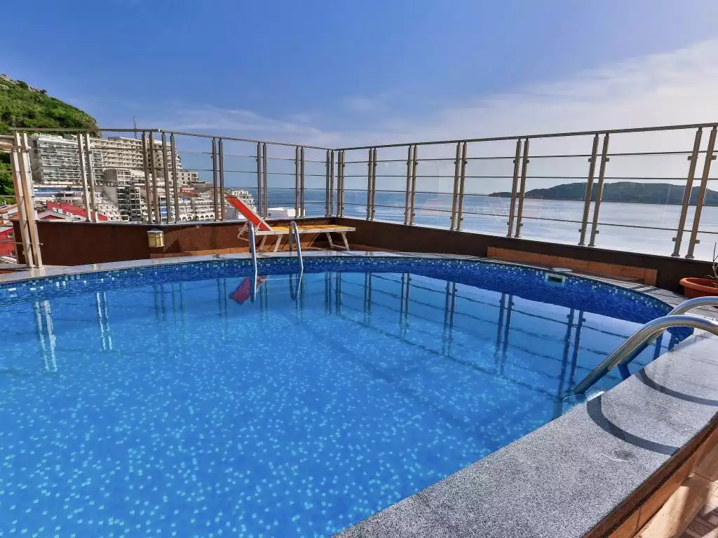 Flat 271m² in Montenegro, Becici. Priced at 750000€ rent photo-8