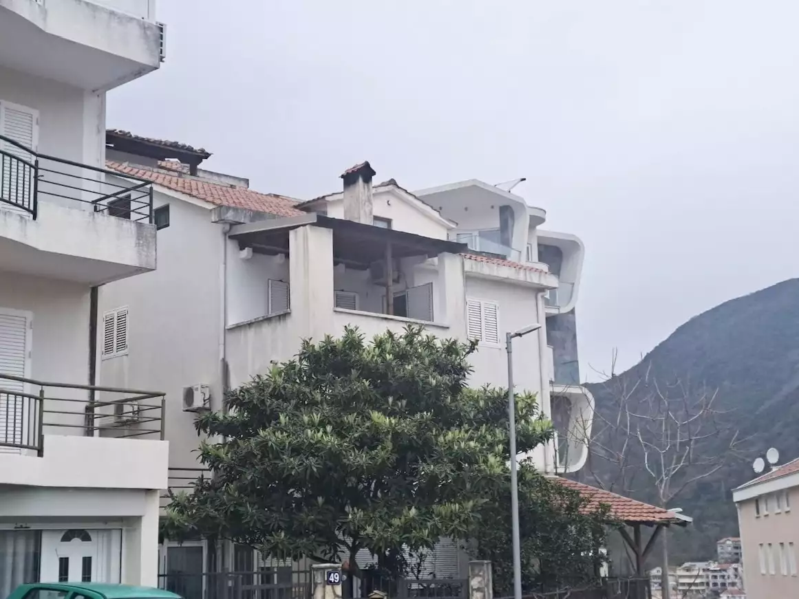 Flat 63m² in Montenegro, Budva. Priced at 110000€ rent photo-3