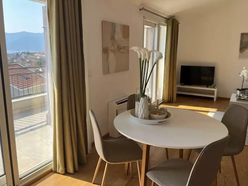 Flat 99m² in Montenegro, Tivat. Priced at 399000€ rent photo-10