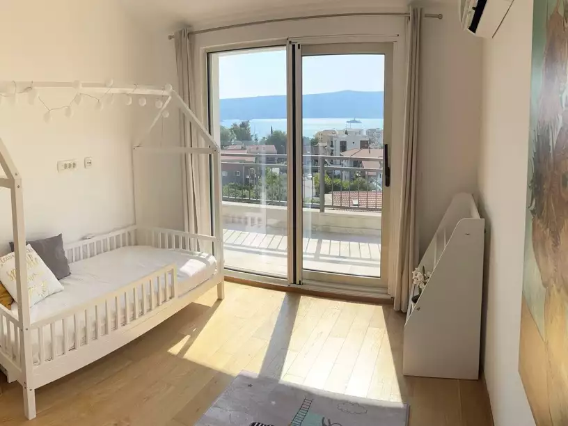 Flat 99m² in Montenegro, Tivat. Priced at 399000€ rent photo-15