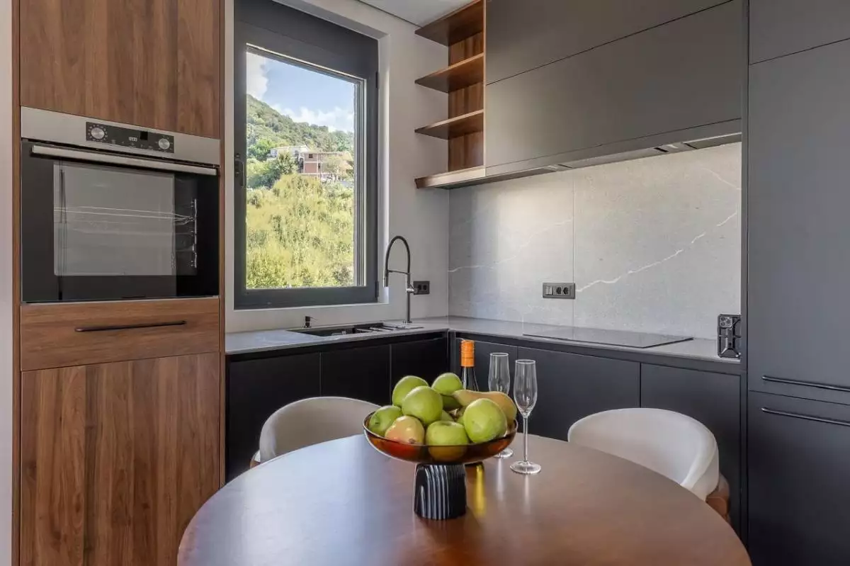 Flat 56m² in Montenegro, Lastva Grbaljska. Priced at 155600€ rent photo-11