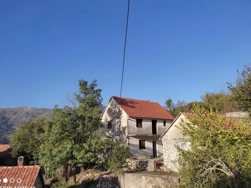 House 133m² in Montenegro, Cetinje. Priced at 88000€ rent photo-3