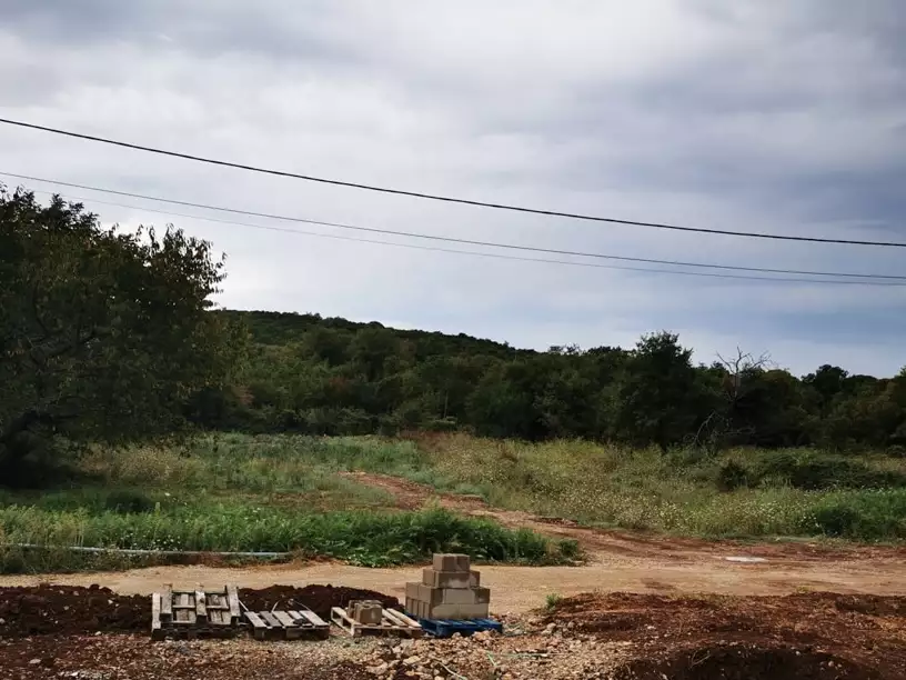 Land 1m² in Montenegro, Krimovica. Priced at 50000€ rent photo-1