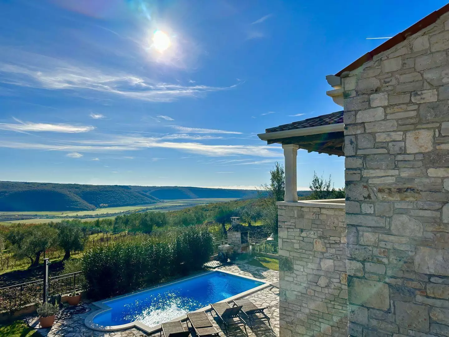 Villa 200m² in Croatia, Buje. Priced at 620000€ rent photo-1