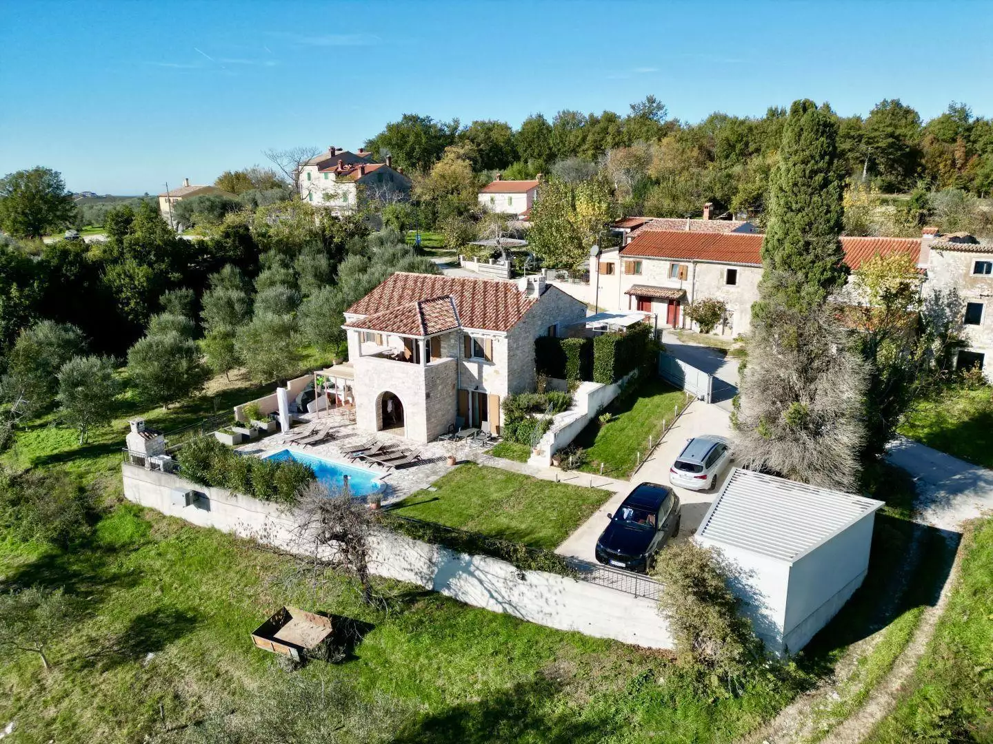 Villa 200m² in Croatia, Buje. Priced at 620000€ rent photo-2
