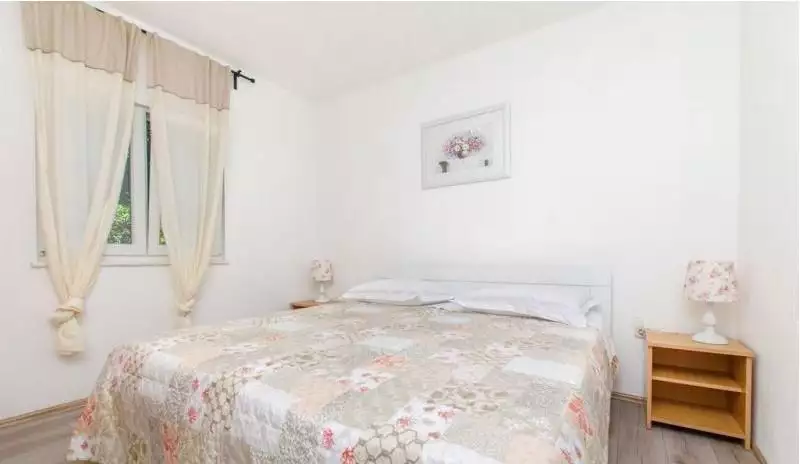 Hotels 239m² in Croatia, Rogoznica. Priced at 770000€ rent photo-21