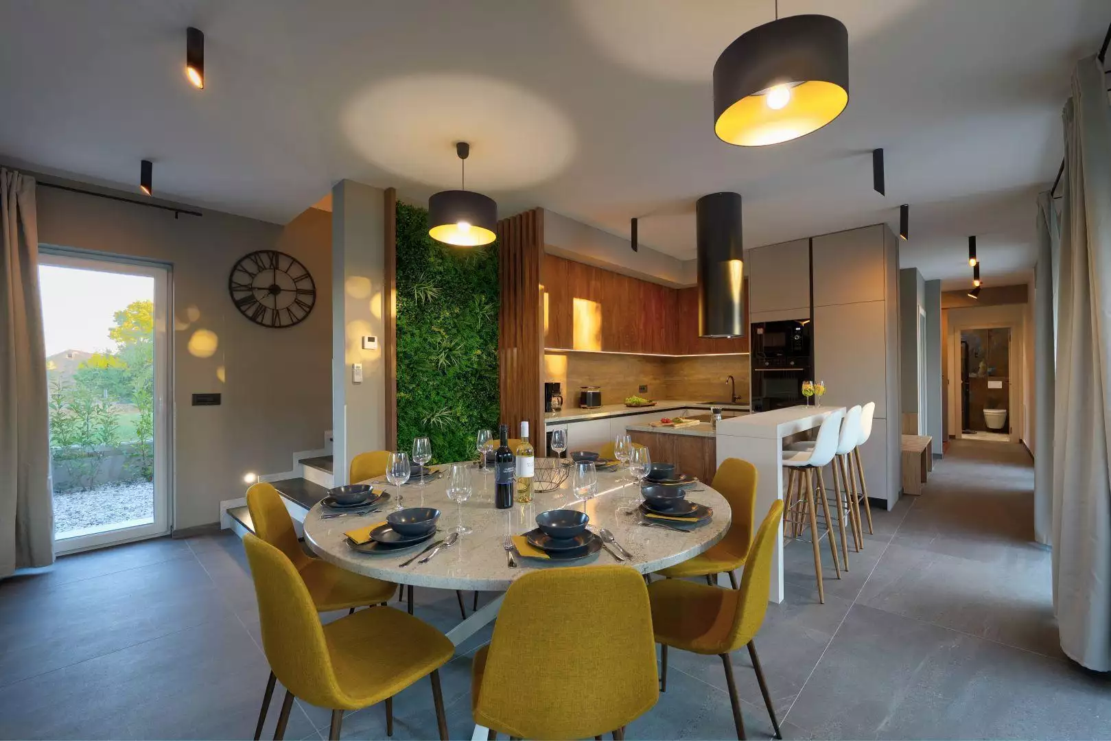 Villa 200m² in Croatia, Loborika. Priced at 722000€ rent photo-10
