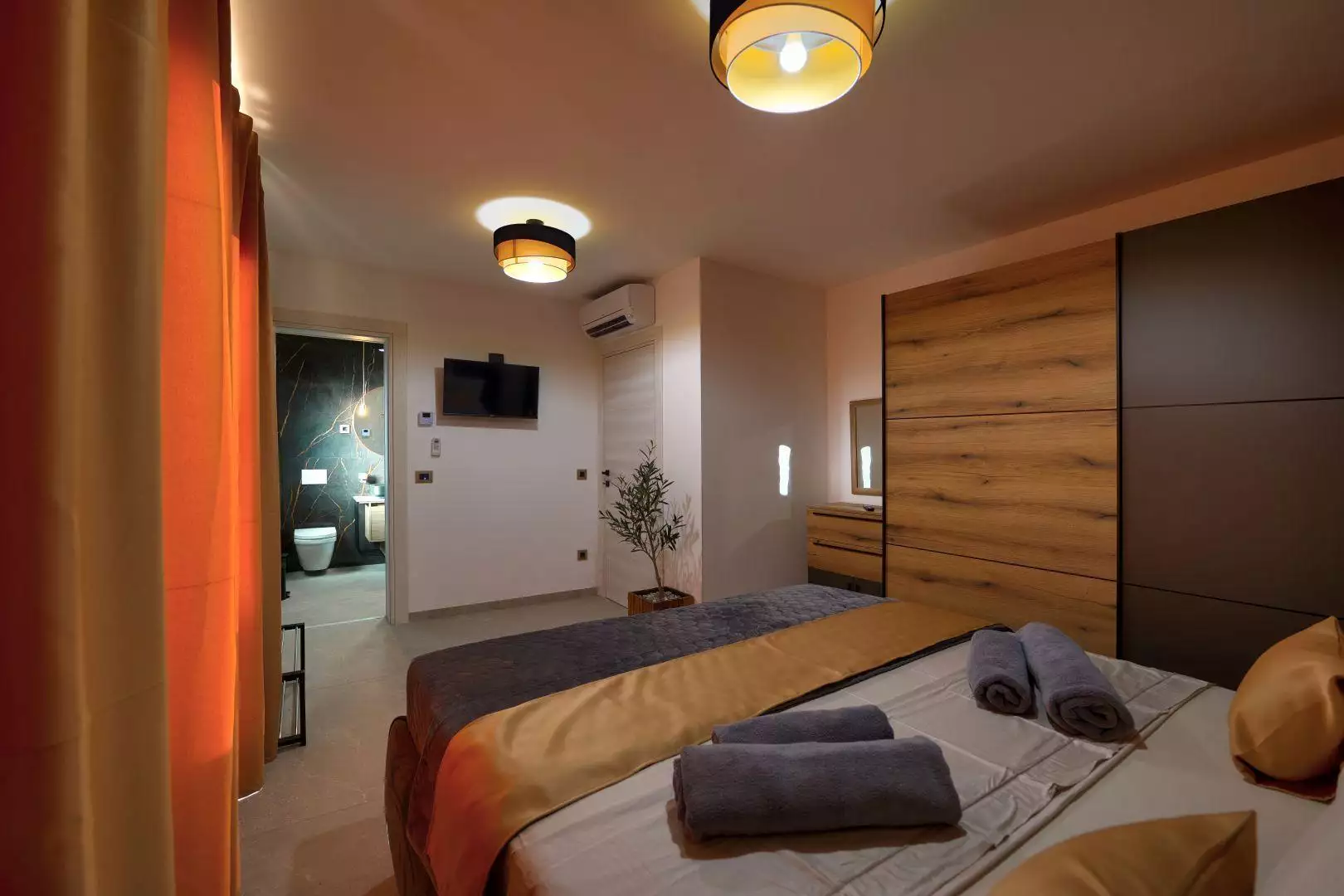 Villa 200m² in Croatia, Loborika. Priced at 722000€ rent photo-21