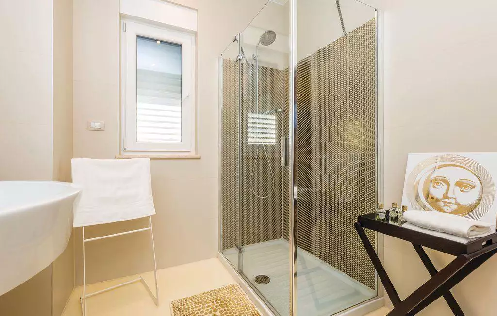 Villa 240m² in Croatia, Bregi. Priced at 1150000€ rent photo-11