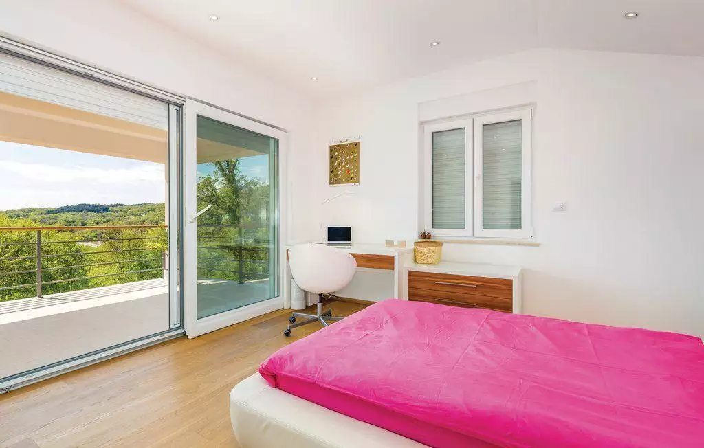 Villa 240m² in Croatia, Bregi. Priced at 1150000€ rent photo-17