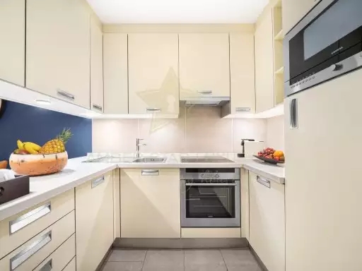 Flat 184m² in Portugal, Fara. Priced at 2211000€ rent photo-5