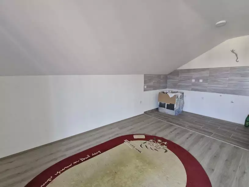 House 270m² in Spain, Barcelona. Priced at 230000€ rent photo-14