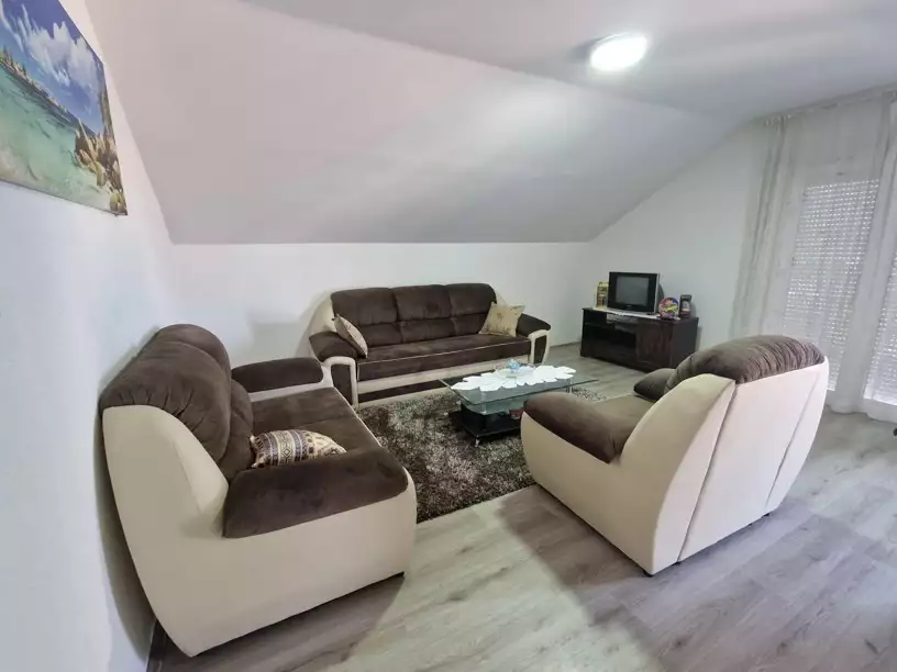 House 270m² in Spain, Barcelona. Priced at 230000€ rent photo-15