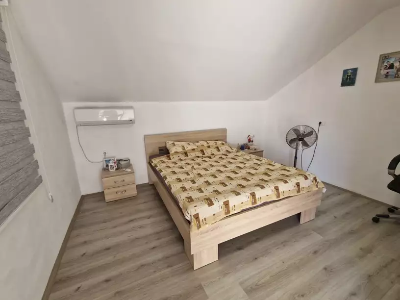 House 270m² in Spain, Barcelona. Priced at 230000€ rent photo-19