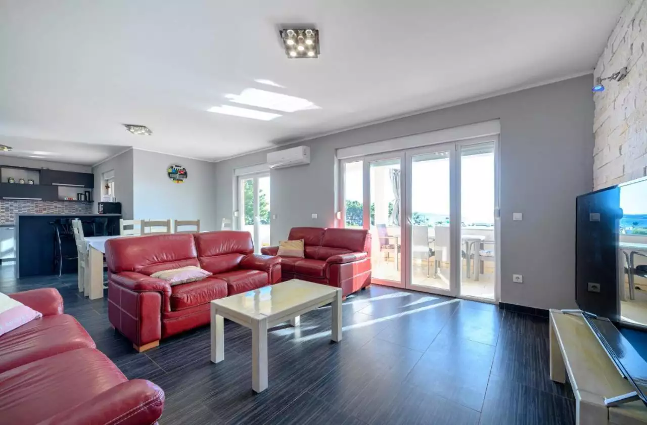 Villa 120m² in Croatia, Zaboric. Priced at 1900000€ rent photo-20
