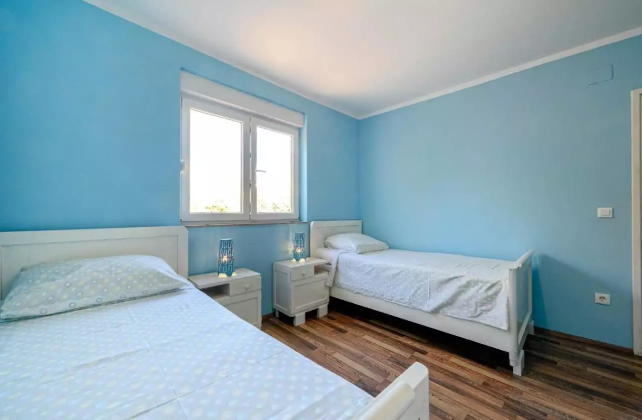 Villa 120m² in Croatia, Zaboric. Priced at 1900000€ rent photo-23