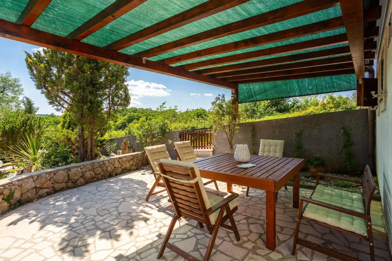 Villa 205m² in Croatia, Vrbnik. Priced at 570000€ rent photo-15