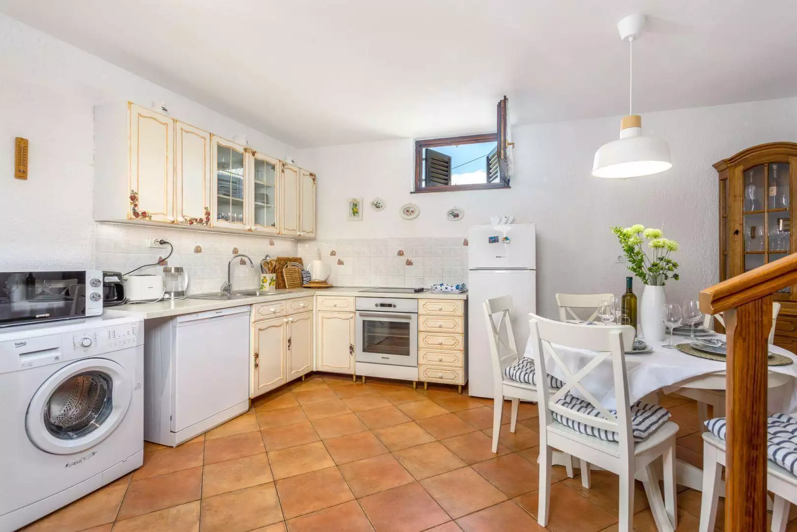 Villa 205m² in Croatia, Vrbnik. Priced at 570000€ rent photo-19