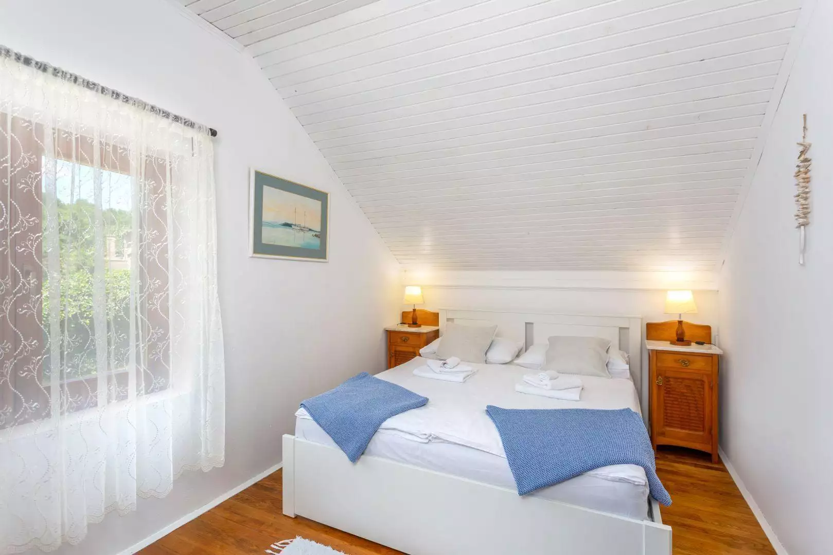 Villa 205m² in Croatia, Vrbnik. Priced at 570000€ rent photo-21