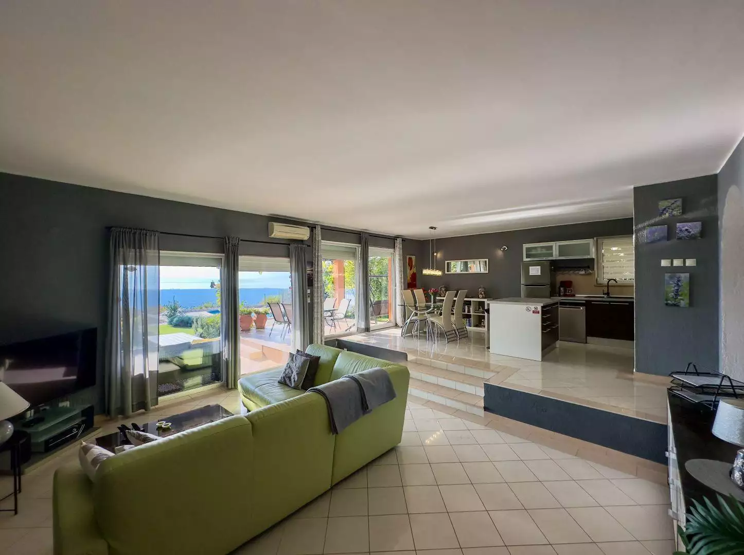 Villa 190m² in Croatia, Kraljevica. Priced at 575000€ rent photo-9