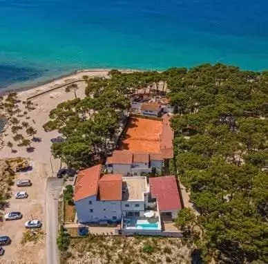 Hotels 470m² in Croatia, Sibenik. Priced at 1800000€ rent photo-7