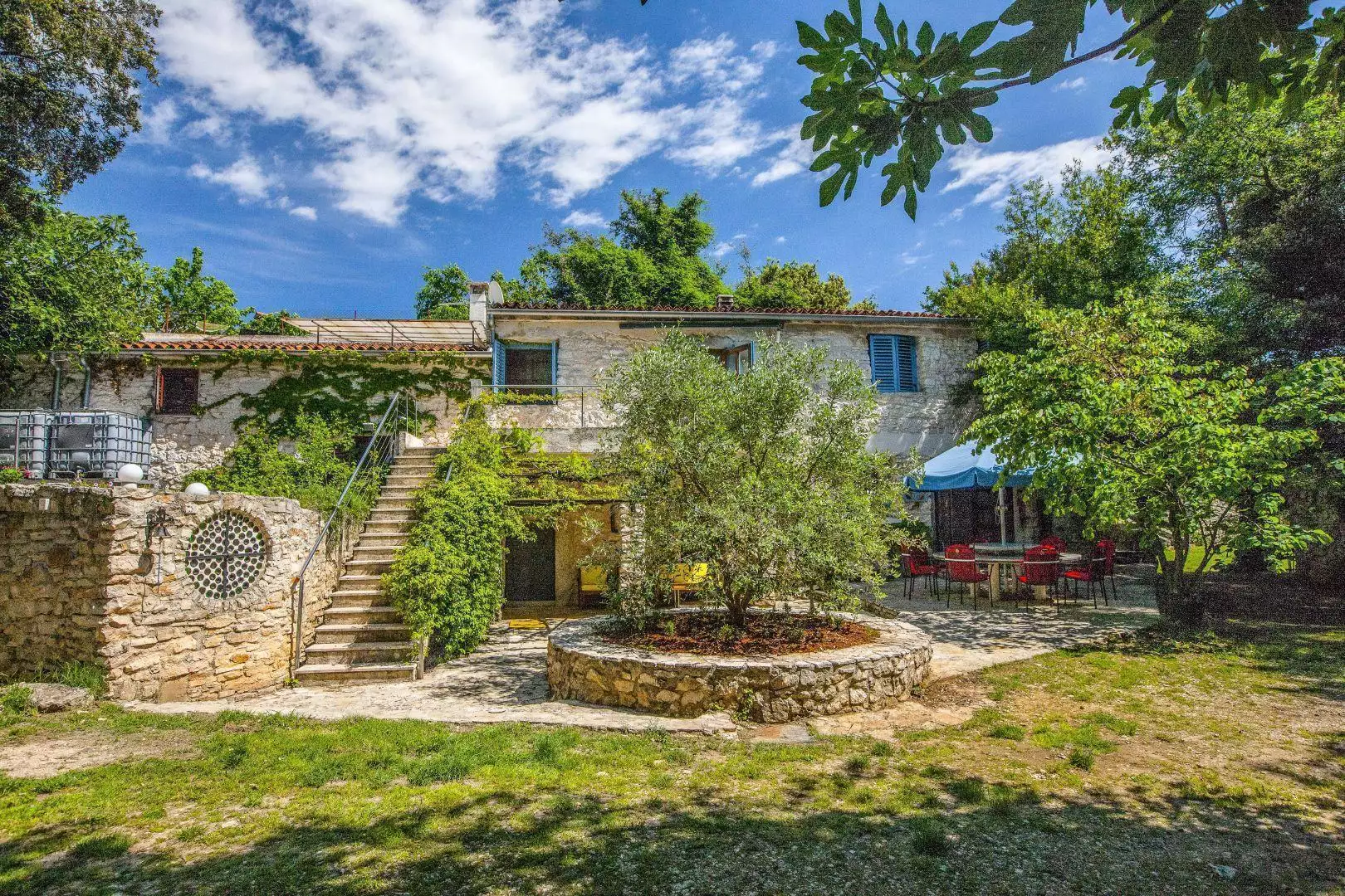 Villa 258m² in Croatia, Pula. Priced at 950000€ rent photo-4