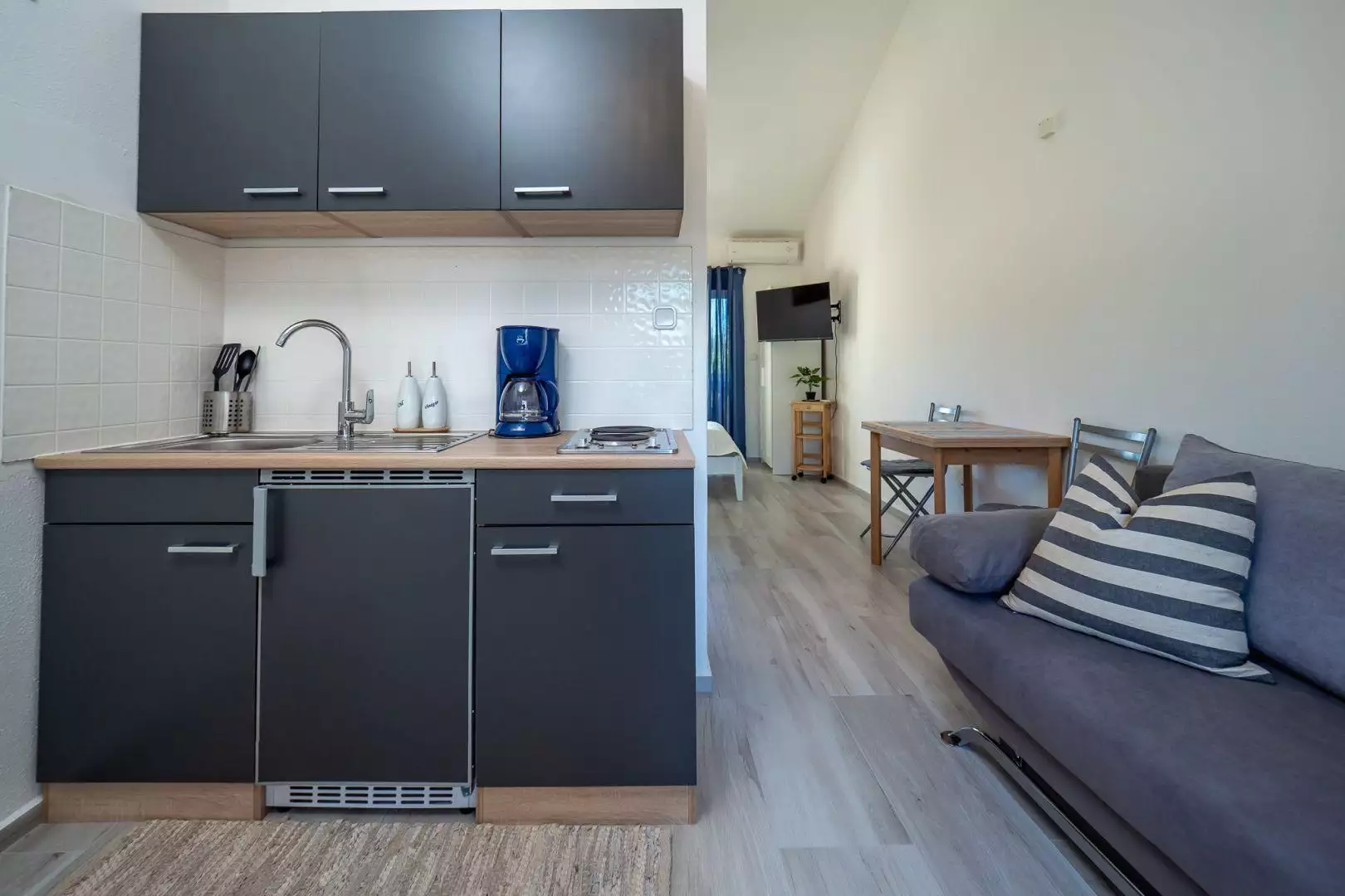 Hotels 420m² in Croatia, Banjole. Priced at 986000€ rent photo-11