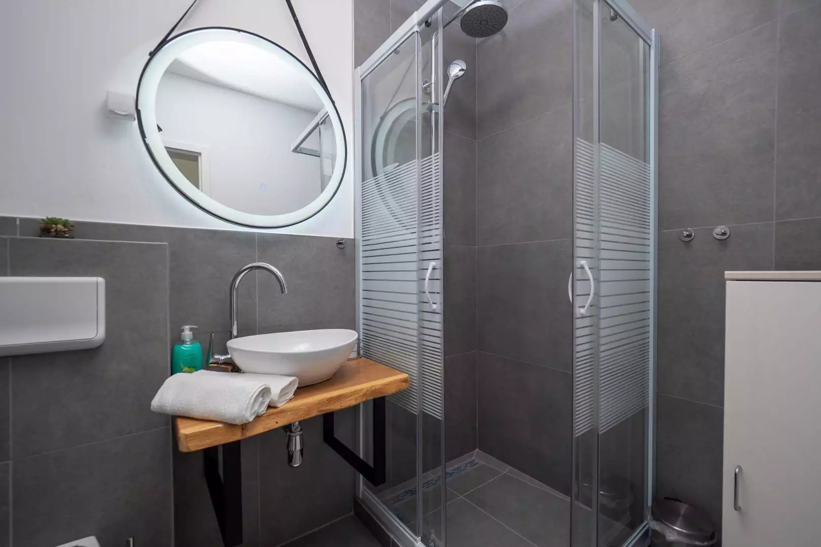 Hotels 420m² in Croatia, Banjole. Priced at 986000€ rent photo-16