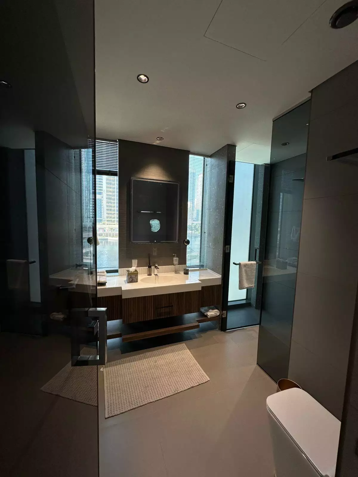 Flat 75m² in UAE, Dubai. Priced at 481365$ rent photo-4