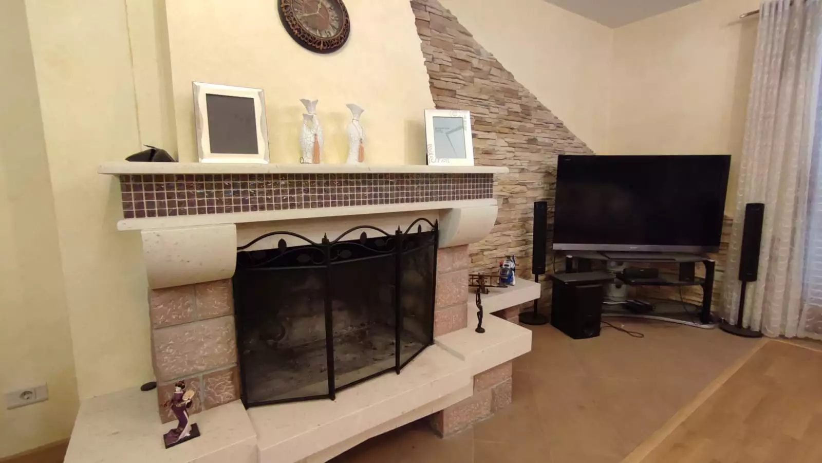 Villa 400m² in Montenegro, Bar. Priced at 1200000€ rent photo-18