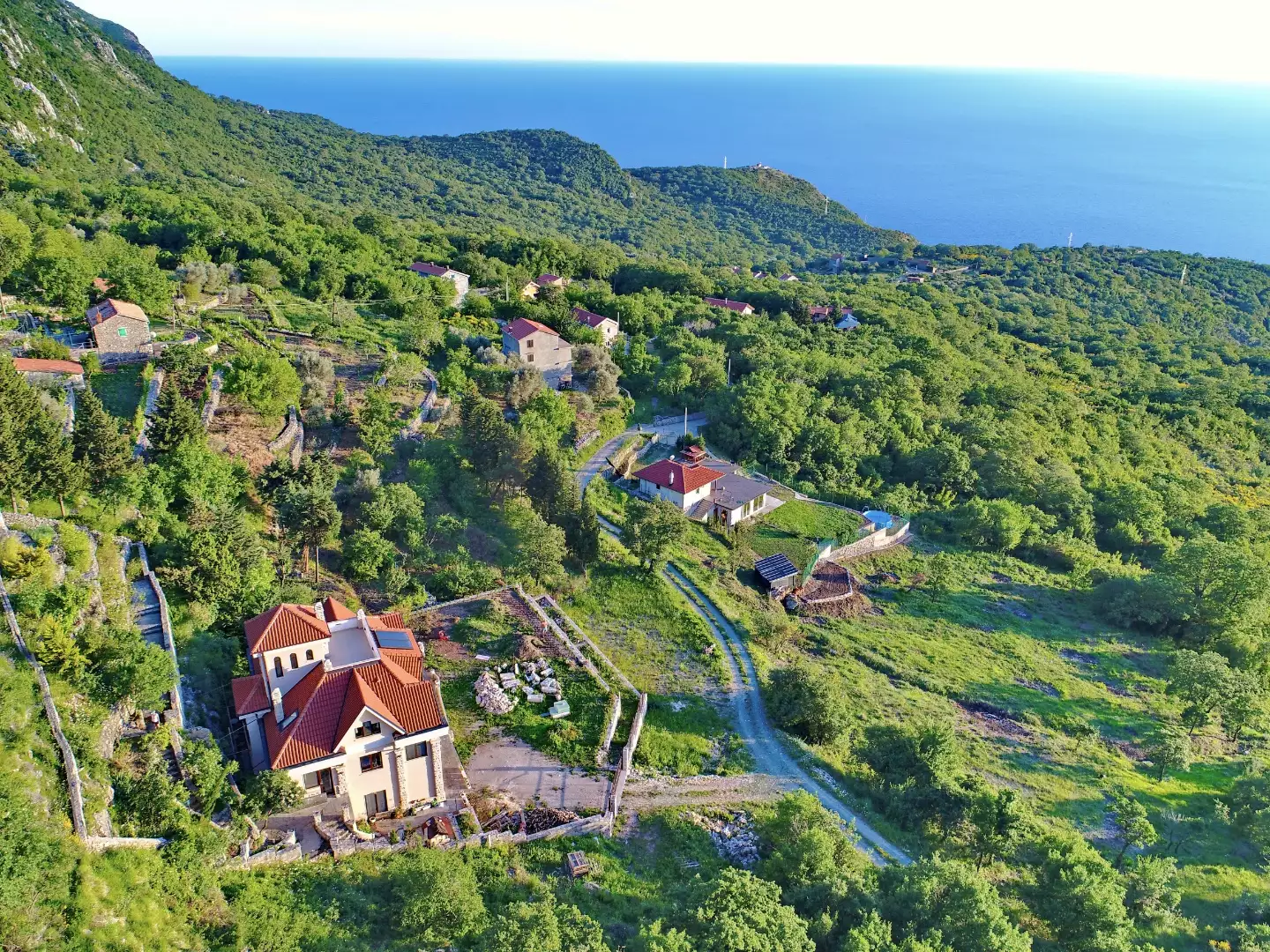 Villa 392m² in Montenegro, Sveti Stefan. Priced at 1850000€ rent photo-32