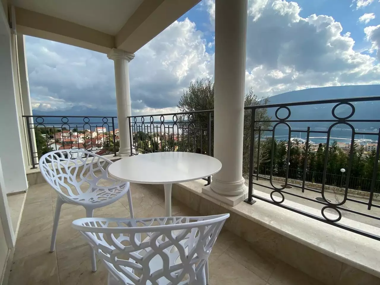 Flat 134m² in Montenegro, Denovici. Priced at 600000€ rent photo-19