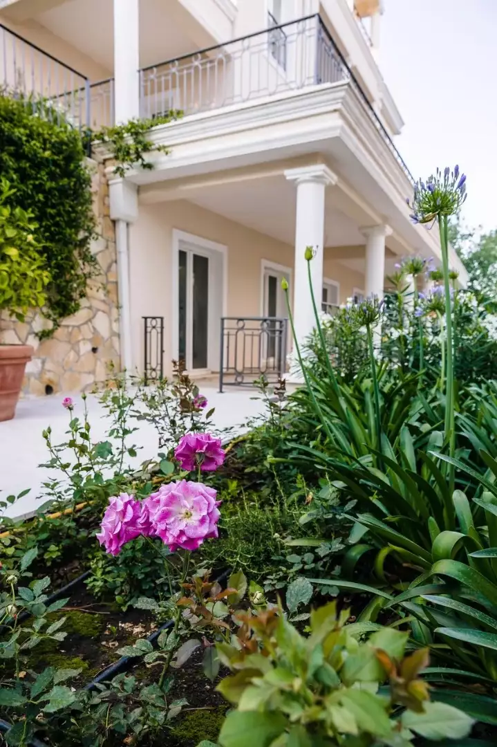 Flat 134m² in Montenegro, Denovici. Priced at 600000€ rent photo-40