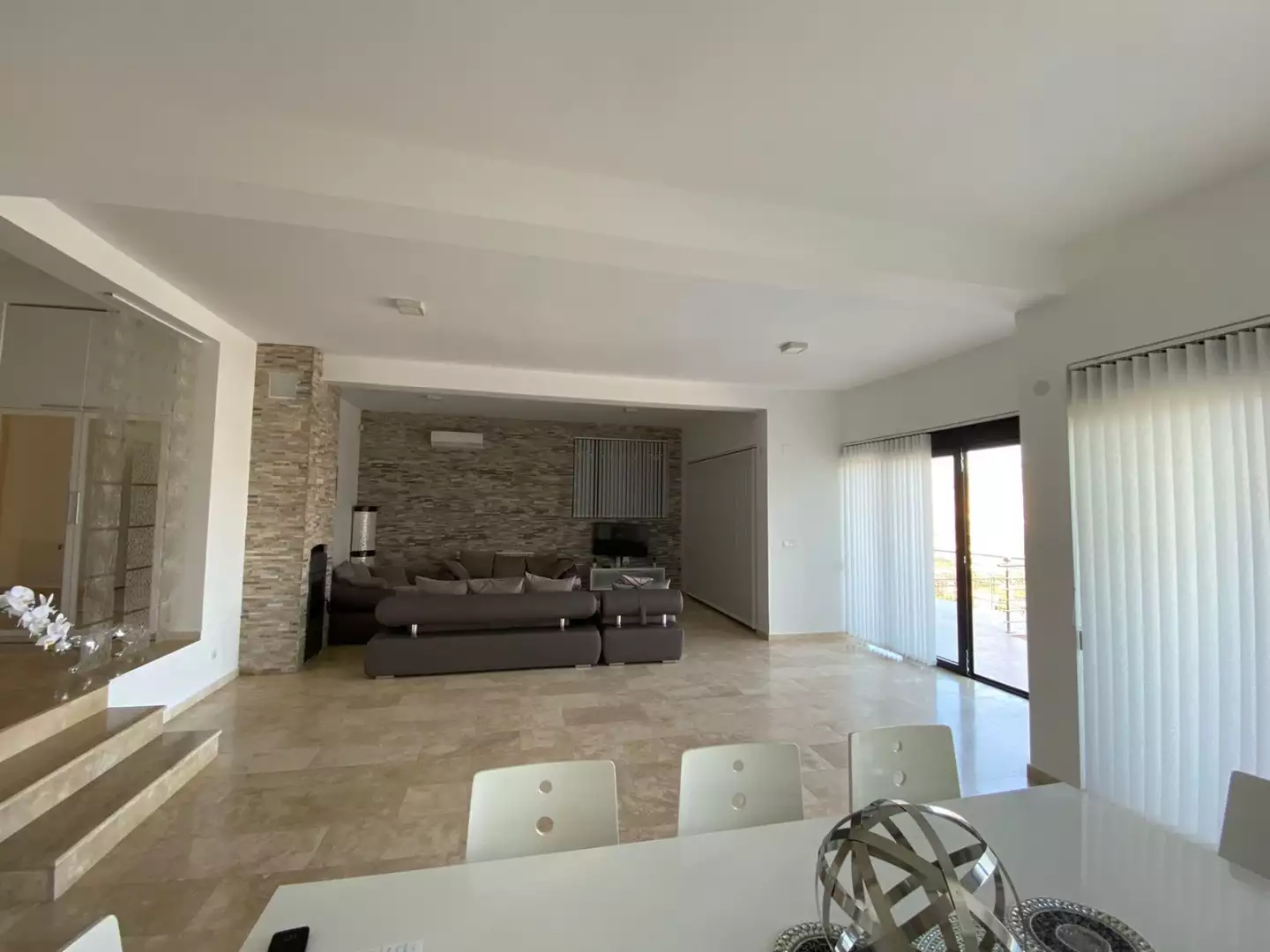 Villa 300m² in Montenegro, Bar. Priced at 780000€ rent photo-11