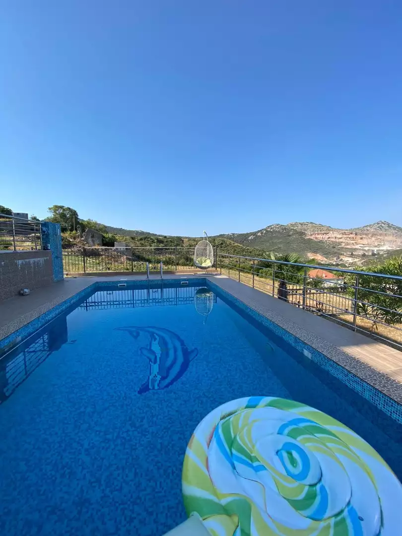 Villa 300m² in Montenegro, Bar. Priced at 780000€ rent photo-16
