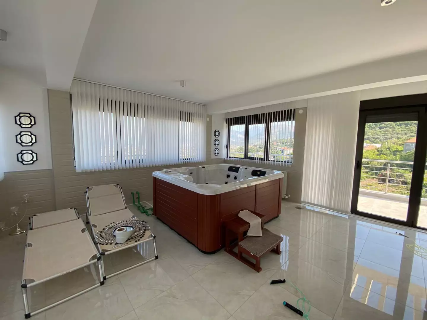 Villa 300m² in Montenegro, Bar. Priced at 780000€ rent photo-38