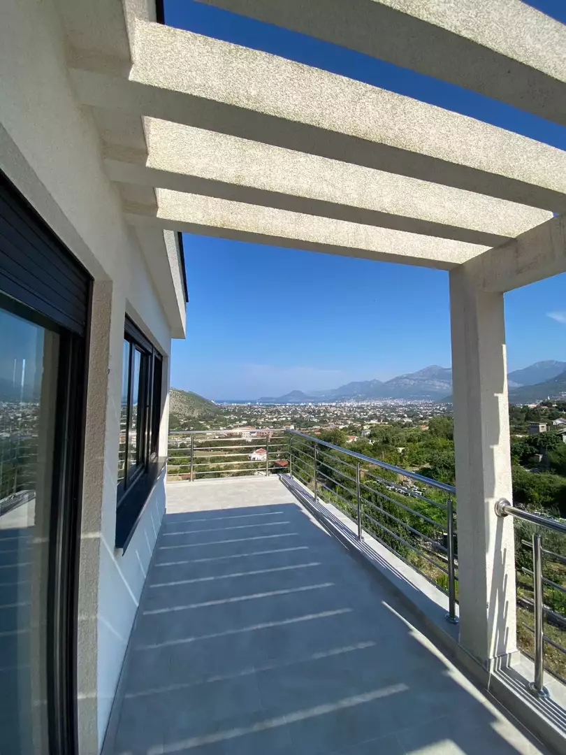 Villa 300m² in Montenegro, Bar. Priced at 780000€ rent photo-41
