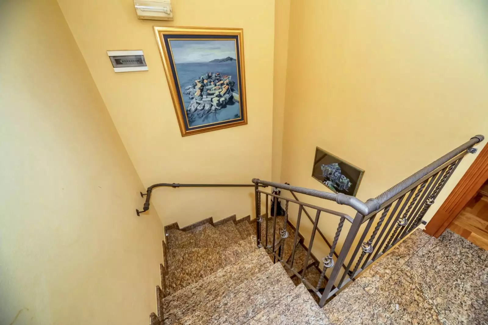 Flat 164m² in Spain, Barcelona. Priced at 300000€ rent photo-12