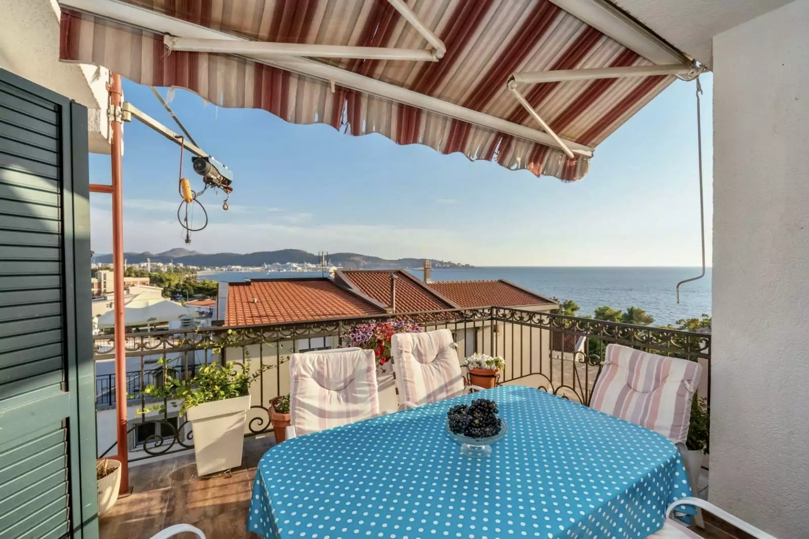 Flat 164m² in Spain, Barcelona. Priced at 300000€ rent photo-13