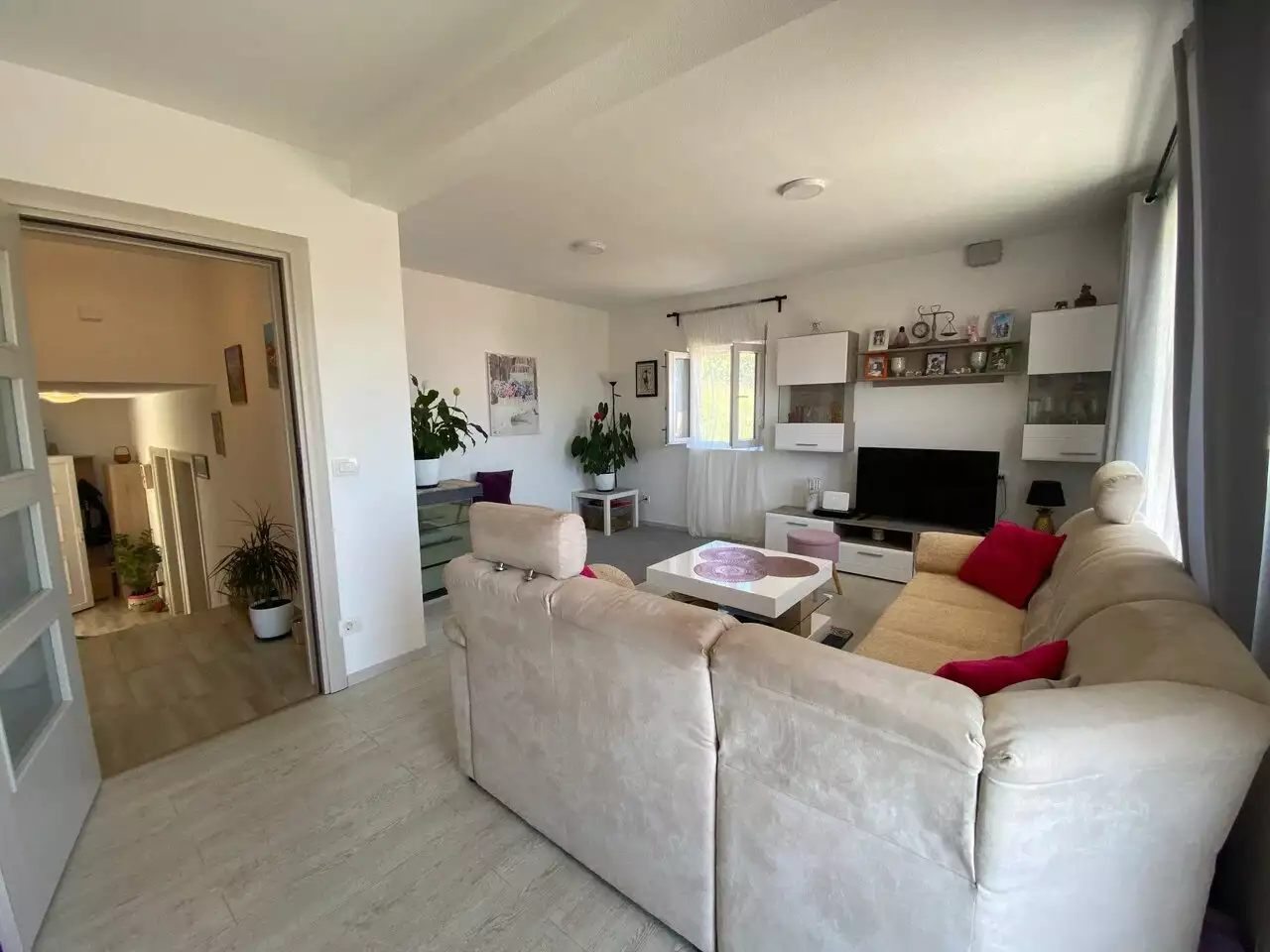 House 160m² in Montenegro, Radovici. Priced at 350000€ rent photo-18