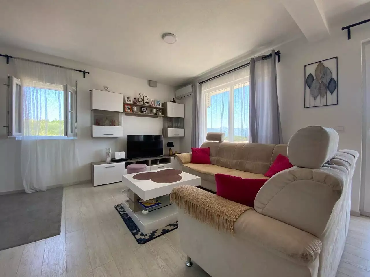 House 160m² in Montenegro, Radovici. Priced at 350000€ rent photo-21