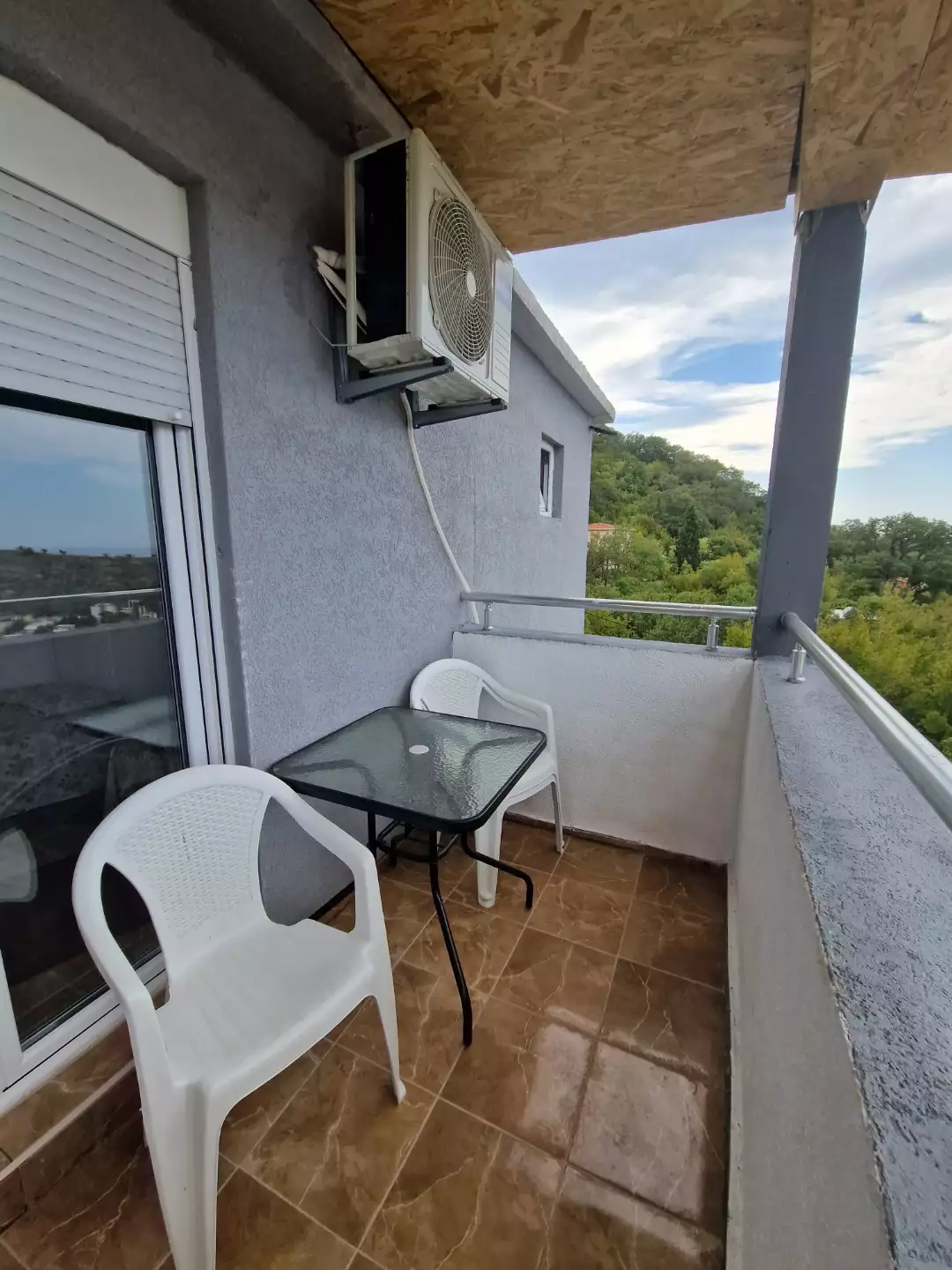 Hotels 146m² in Montenegro, Sutomore. Priced at 180000€ rent photo-6