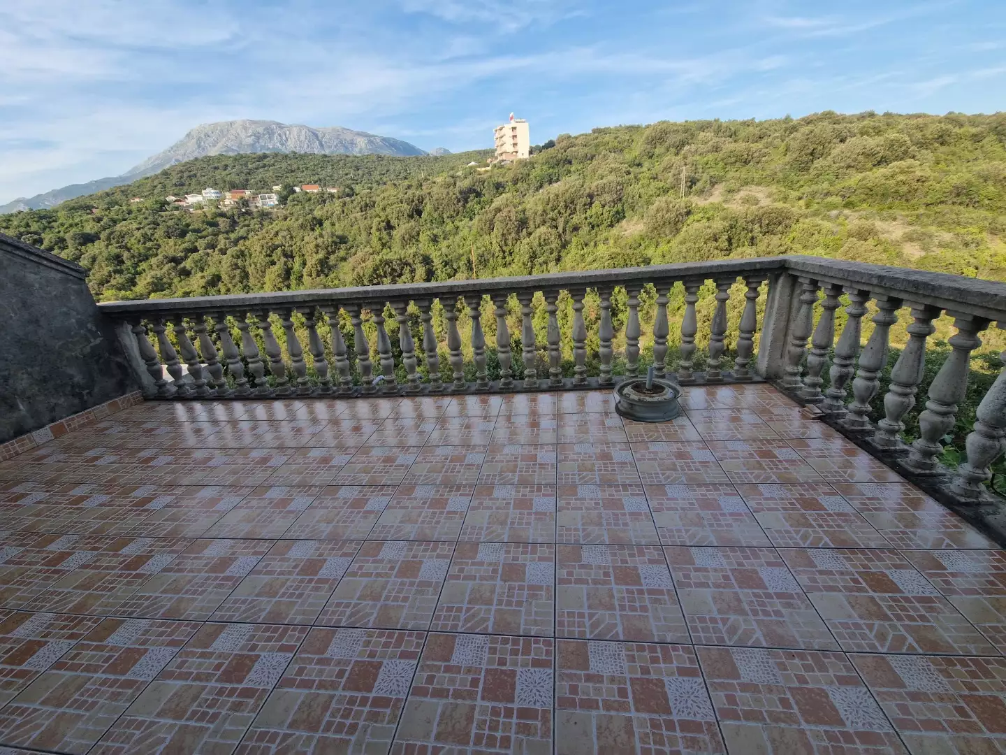 House 168m² in Montenegro, Utjeha. Priced at 88000€ rent photo-1