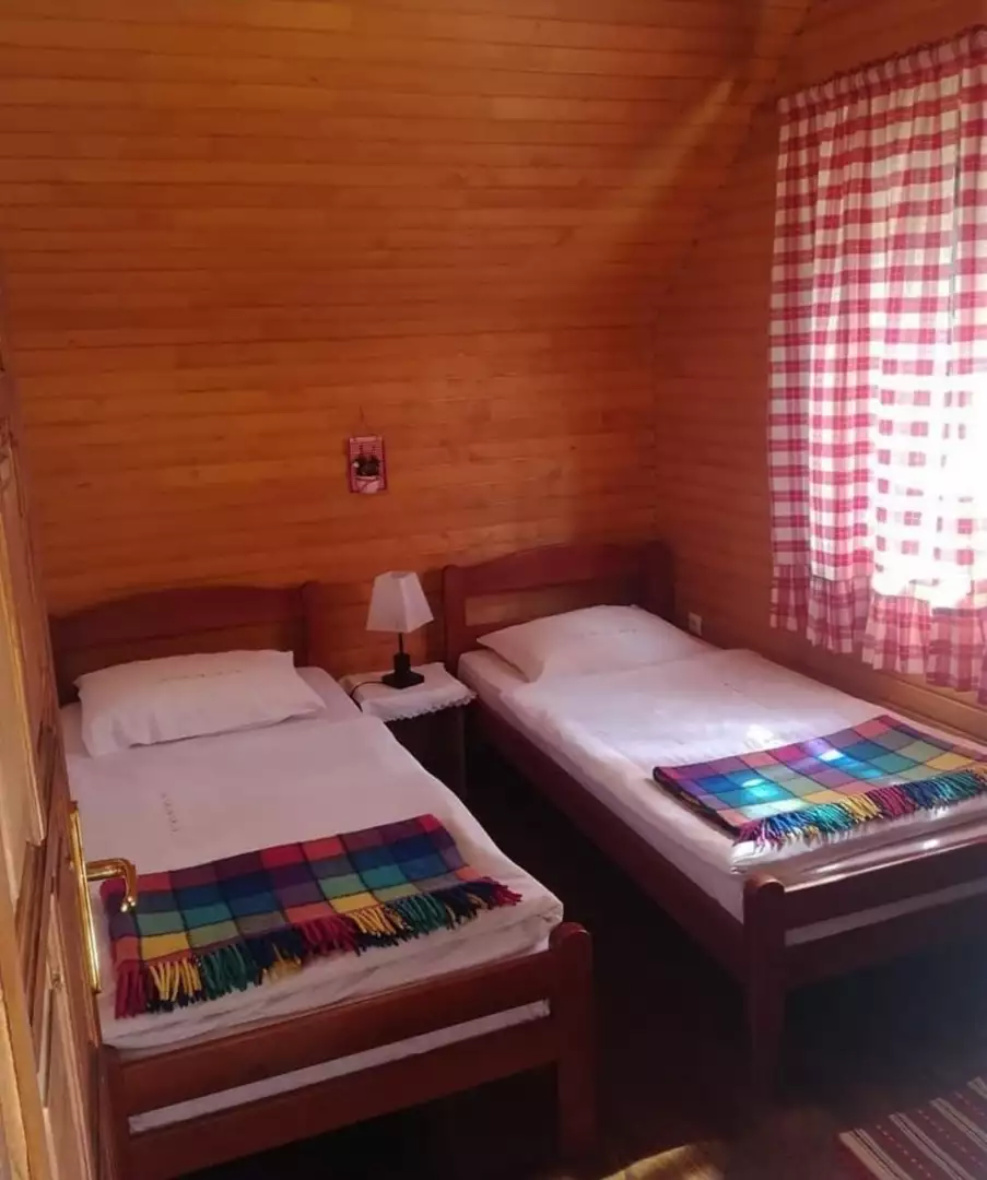 House 320m² in Montenegro, Zabljak. Priced at 500000€ rent photo-3